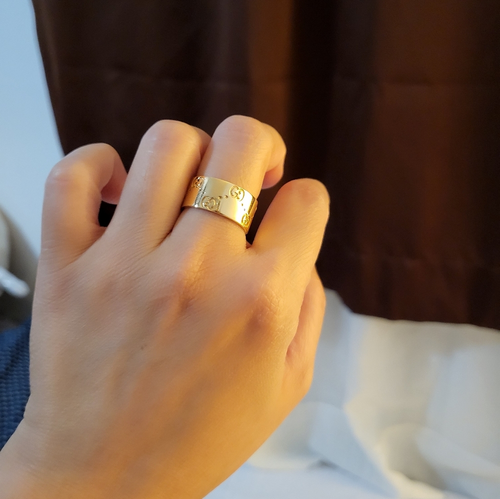 Authentic Gucci Icon Wide Ring in 18K [750] solid yellow gold - Picture 10 of 10